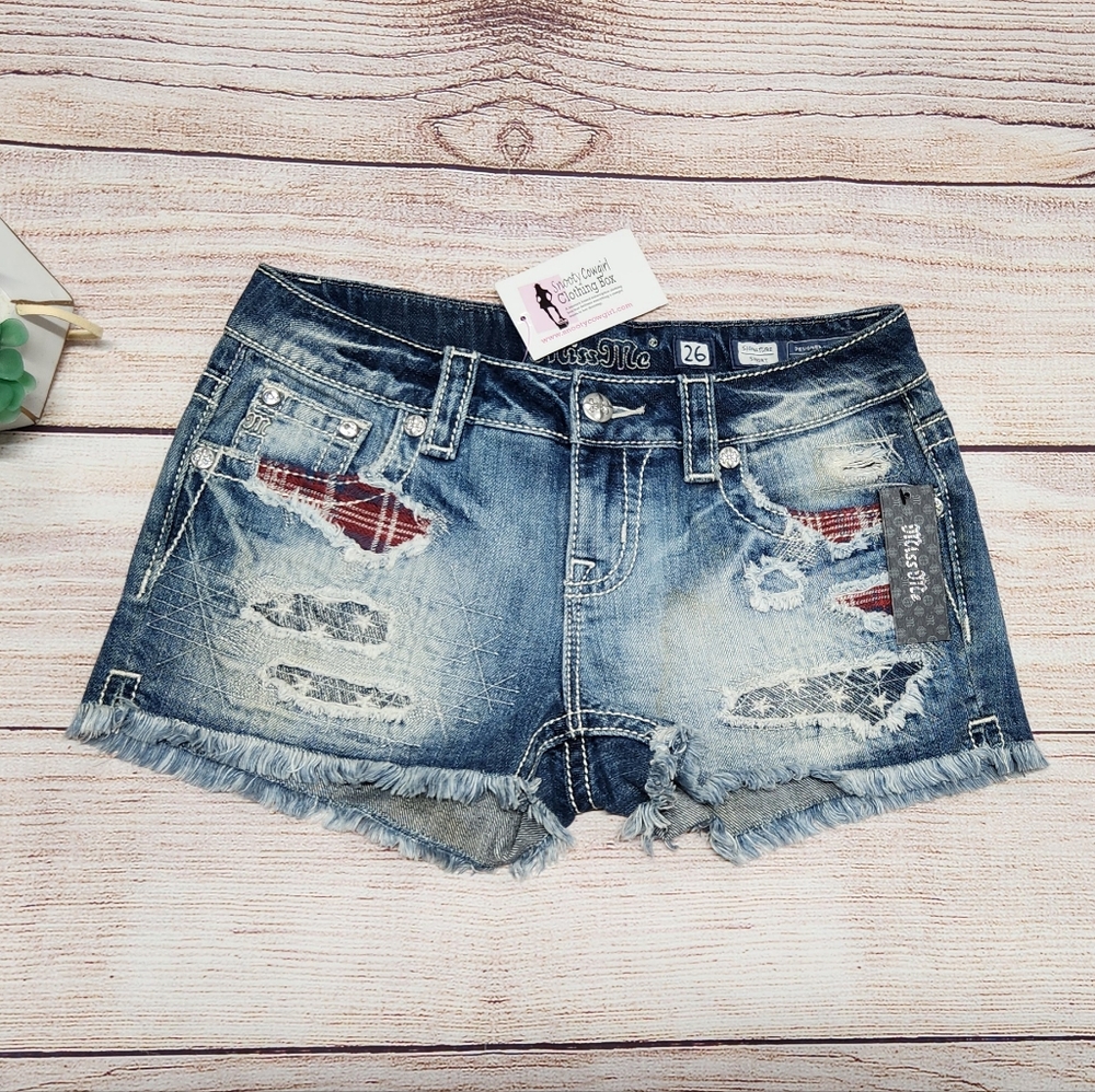 NEW!!! Women's Miss Me Star Spangled  Signature shorts Sz.26